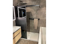 Duka-villeroy&boch inloopdouchewand met schuifdeur en douchevloer - afbeelding 4 van  8