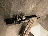 Duka-villeroy&boch inloopdouchewand met schuifdeur en douchevloer - afbeelding 8 van  8