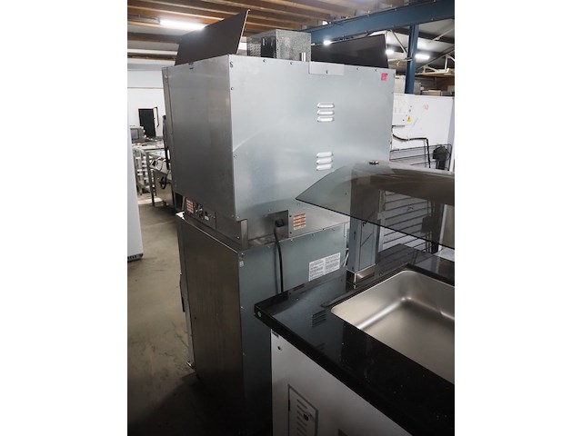 Duke - afbeelding 4 van  10