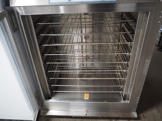 Duke - afbeelding 9 van  10