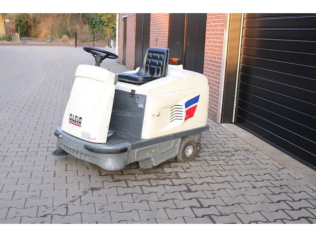 Dulevo - 2008 - 100se - 120 uur - veegmachine - afbeelding 1 van  13