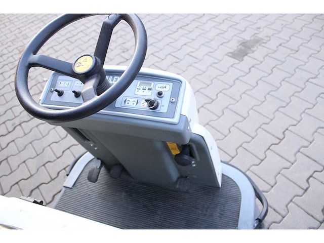 Dulevo - 2008 - 100se - 120 uur - veegmachine - afbeelding 10 van  13