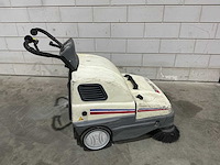 Dulevo 700 sprint elektrische veegmachine - afbeelding 7 van  11