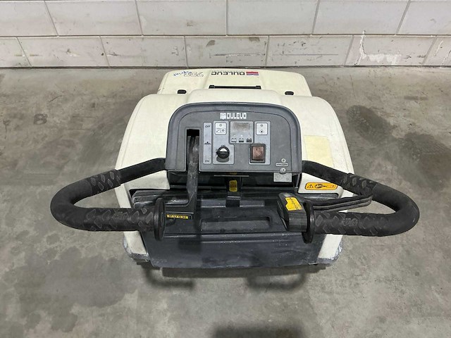 Dulevo 700 sprint elektrische veegmachine - afbeelding 6 van  10