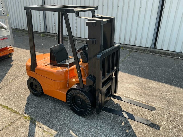 Dummy decortie vorkheftruck - afbeelding 1 van  13