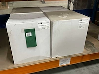 Duni donkergroen doos á 2000 stuks servetten (4x)