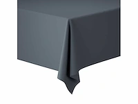 Duni evolin black 127x220cm doos á 25 stuks waterafstotende tafellakens (12x)