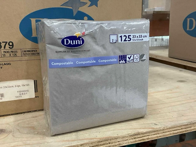 Duni greige doos á 16x125 stuks servetten - afbeelding 1 van  3
