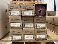 Duni joy bordeaux tafellaken (40mtr) (9x) - afbeelding 3 van  3