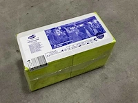 Duni kiwi doos á 8x300 stuks servetten (2x)