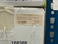 Duni kiwi doos á 8x300 stuks servetten (2x) - afbeelding 3 van  3