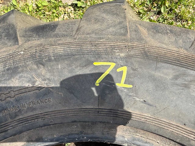 Dunlop - band 400/70-20 - afbeelding 8 van  8