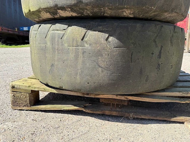 Dunlop - band 405/70r20 (2x) - afbeelding 8 van  10