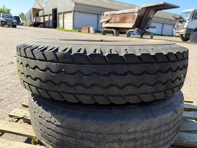 Dunlop - highway - band 8.25-17 (2x) - afbeelding 6 van  6