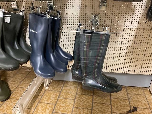Dunlop - partij regenlaarzen en werkschoenen - afbeelding 11 van  20