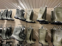 Dunlop - partij regenlaarzen en werkschoenen - afbeelding 16 van  20