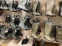 Dunlop - partij regenlaarzen en werkschoenen - afbeelding 17 van  20