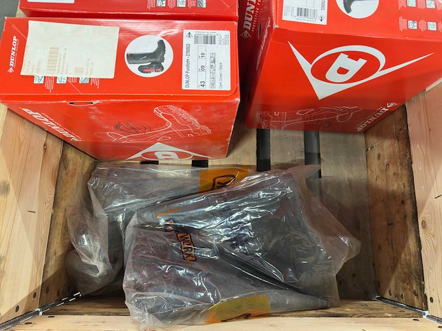 Dunlop - partij werkschoenen/laarzen - afbeelding 3 van  7