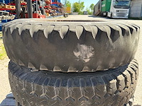 Dunlop - trak grip - band 11.00r20 (3x) - afbeelding 3 van  4