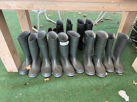 Dunlop boots (8x)