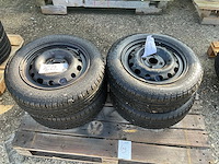 Dunlop response autoband op velg, voor opel corsa - afbeelding 1 van  3