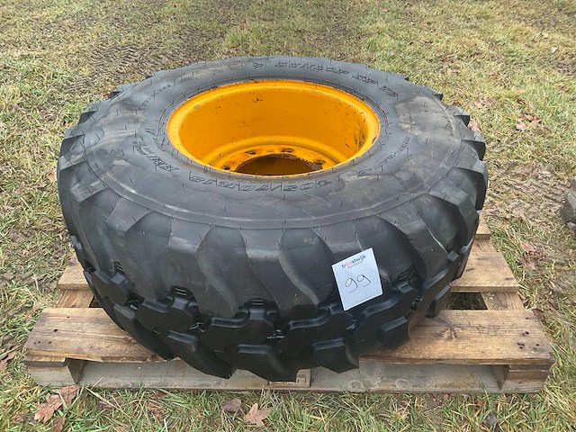 Dunlop sp t9 band met velg - afbeelding 1 van  4