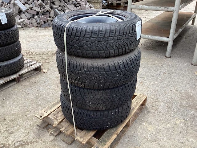 Dunlop sp winter sport 3d winterband met velg - afbeelding 2 van  5