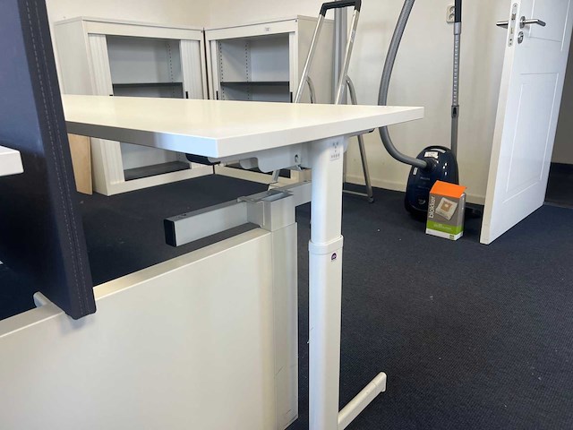 Duo-bureau met scheidingswand en ladeblokken (2x) - afbeelding 2 van  5