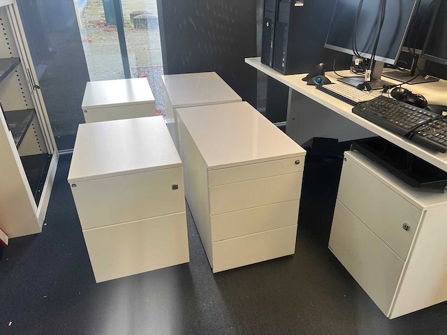 Duo-bureau met scheidingswand en ladeblokken (2x) - afbeelding 4 van  5