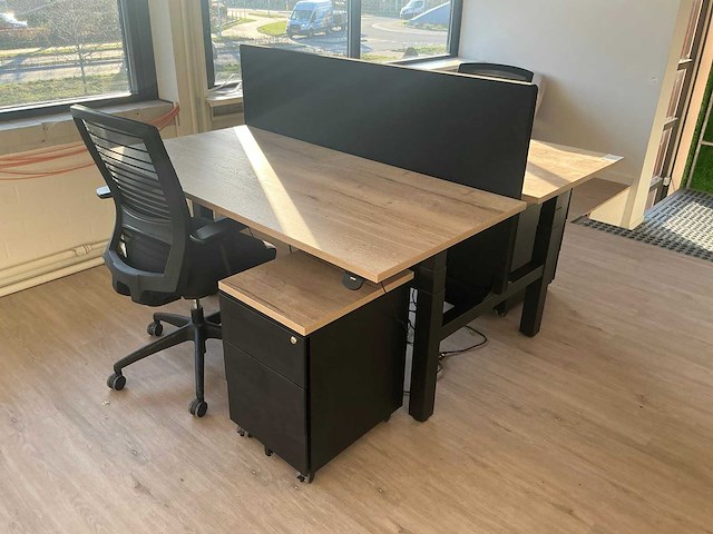 Duo werkplek - afbeelding 3 van  6
