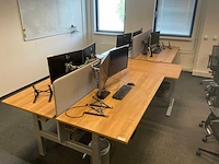 Duo zit-sta bureau (2x) met 1 los bureau. - afbeelding 2 van  8