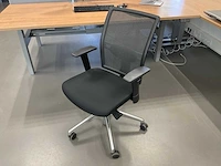 Duo zit-sta bureau en bureaustoelen - afbeelding 6 van  9