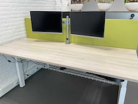 Duo zit-sta bureau met 4 monitoren - afbeelding 5 van  21