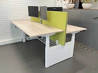 Duo zit-sta bureau met 4 monitoren - afbeelding 4 van  7