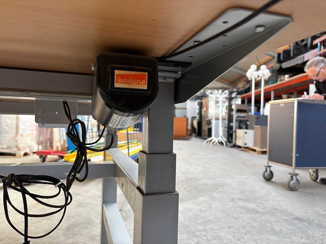 Duo zit-sta bureau - afbeelding 3 van  4