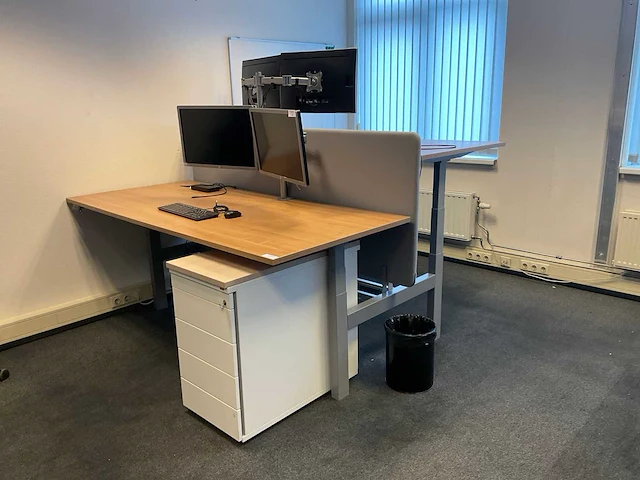 Duo zit-sta bureau - afbeelding 1 van  6