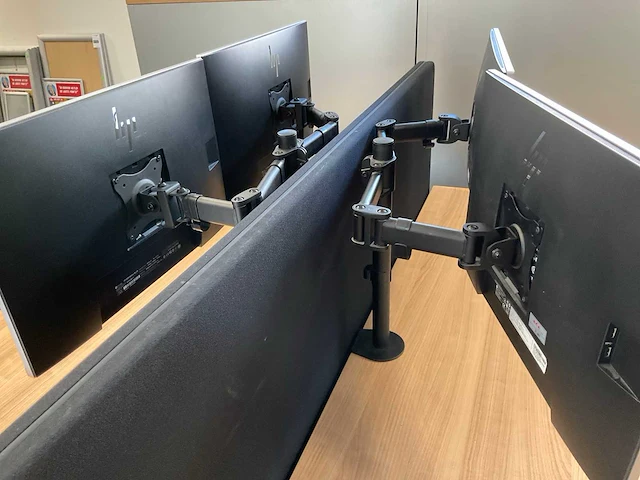 Duo zit-sta werkplek met monitoren - afbeelding 7 van  10