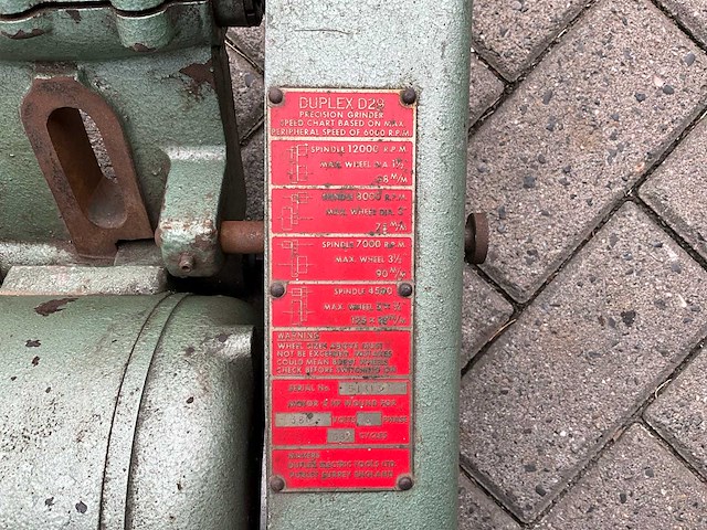 Duplex - d29 - precisie slijpmachine - afbeelding 7 van  7