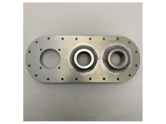 Durable marine black water tank through-plate with dual 1-1/4 inch fittings and corrosion-resistant metal - afbeelding 2 van  3