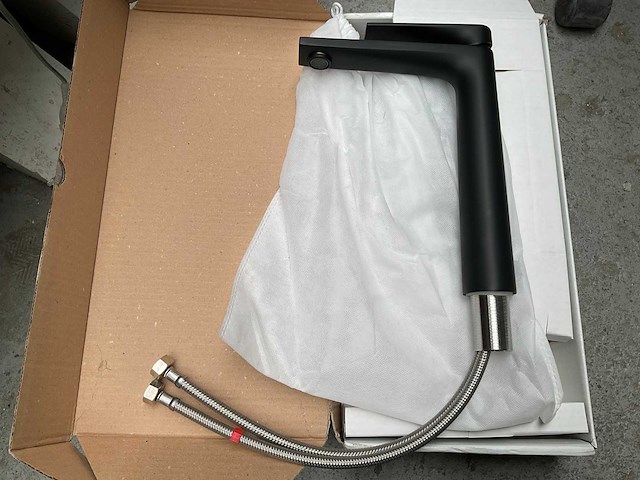 Duravit tulum wastafelkraan mat zwart tu1040002046 - afbeelding 1 van  2