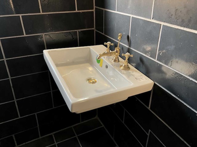 Duravit wastafel 55x45cm met st. james kraan - afbeelding 1 van  4