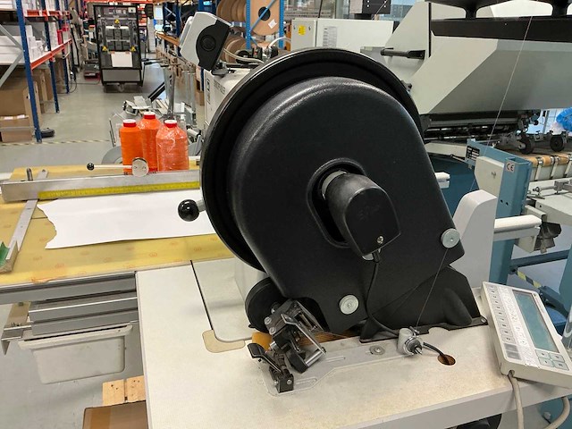 Durkopp adler 204-370 zwaardraad naaimachine - afbeelding 10 van  11