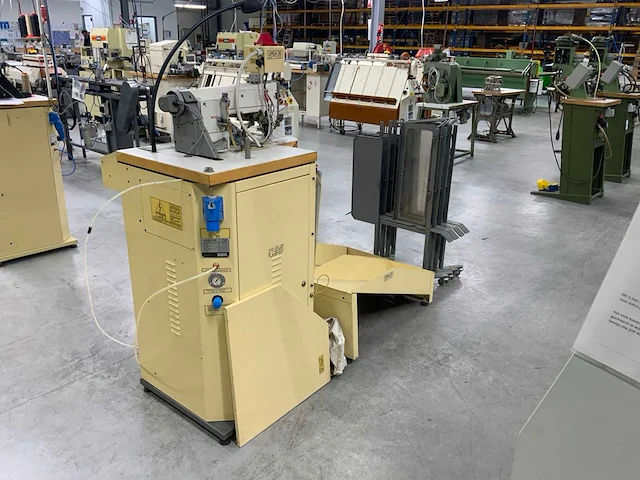Dürkopp adler linea 20 matic g95 stikautomaat - afbeelding 5 van  7