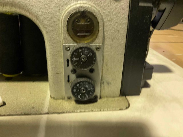 Dürkopp-adler naaimachine - afbeelding 4 van  9