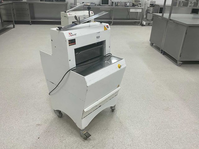 Duro bel 450/18 broodsnijmachine - afbeelding 1 van  7