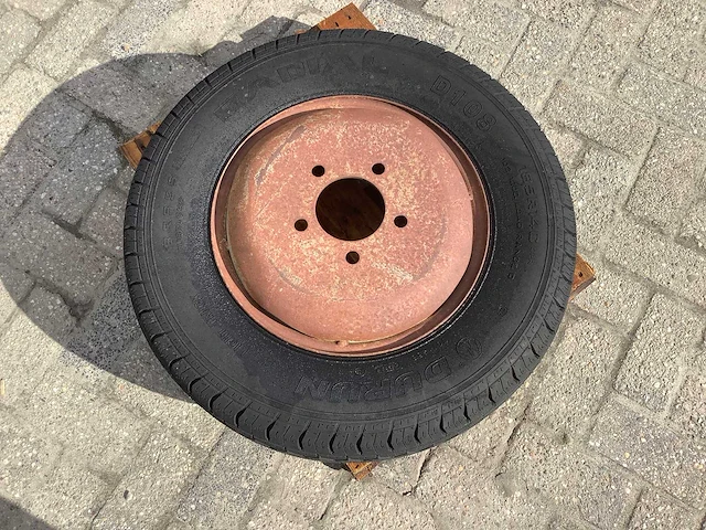 Durun radial d108 185r14c band met velg - afbeelding 2 van  3