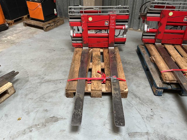 Durwen - fem 2 pgk 15-s - forklift accessory - 2019 - afbeelding 1 van  4