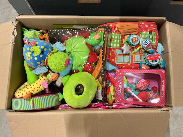 Dushi - diverse - overig binnenspeelgoed (45x) - afbeelding 1 van  3