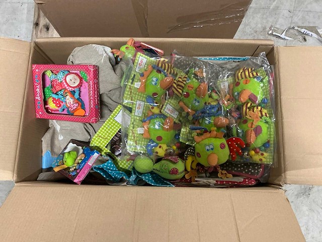 Dushi - diverse - overig binnenspeelgoed (45x) - afbeelding 4 van  4