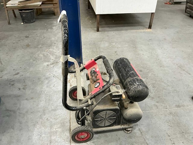 Dutack luchtcompressor - afbeelding 3 van  5